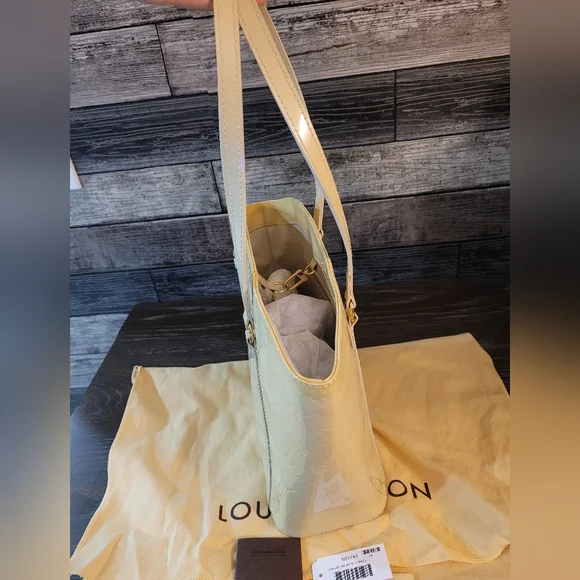 Louis Vuitton Avalon Vernis **READ DESCRIPTION ** - Picture 4 of 16